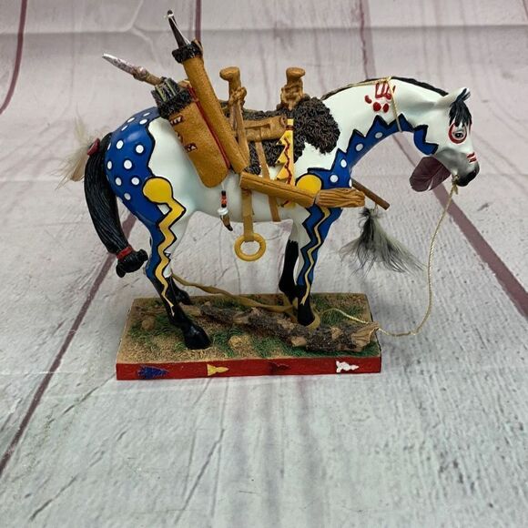 The Trail of Painted Ponies Woodland Hunter 3E/9031 Collectible Model Horse - Picture 1 of 15